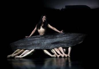 A Catanzaro il Tanztheater Wuppertal Pina Bausch con 'Since She' di Papaioannou